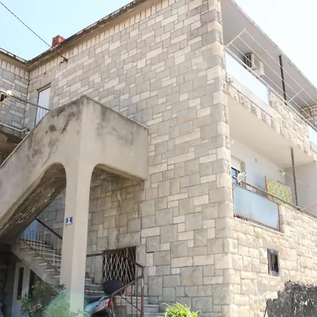 Mateo Apartment *
