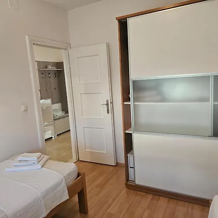 Mateo Apartment *